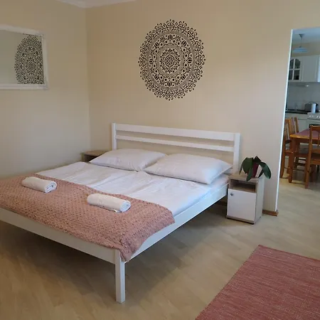 Apartment Mandala Apartman